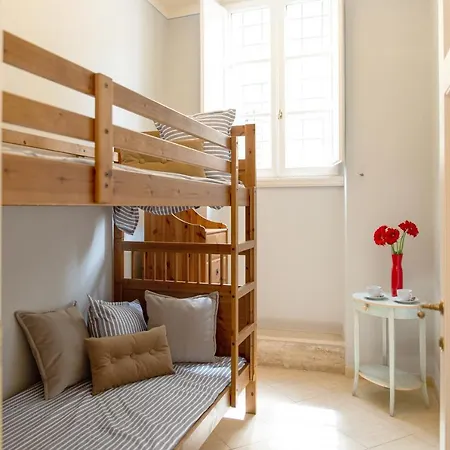 Alessandra Luxury Apartment *